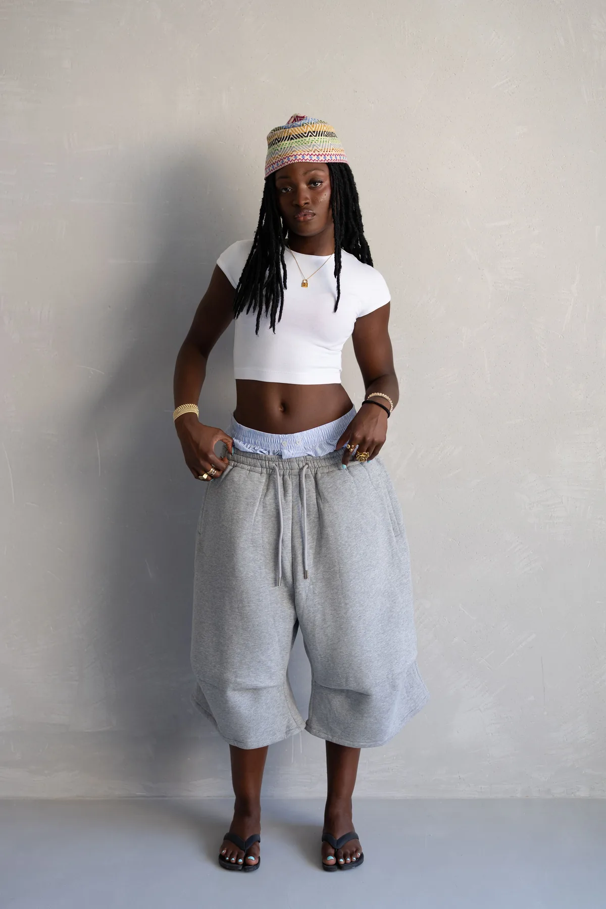 Drop 10 lookbook DSC02838 Bermuda Gris